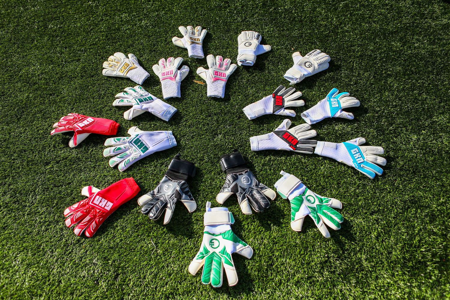 In Stock Goalkeeper Gloves
