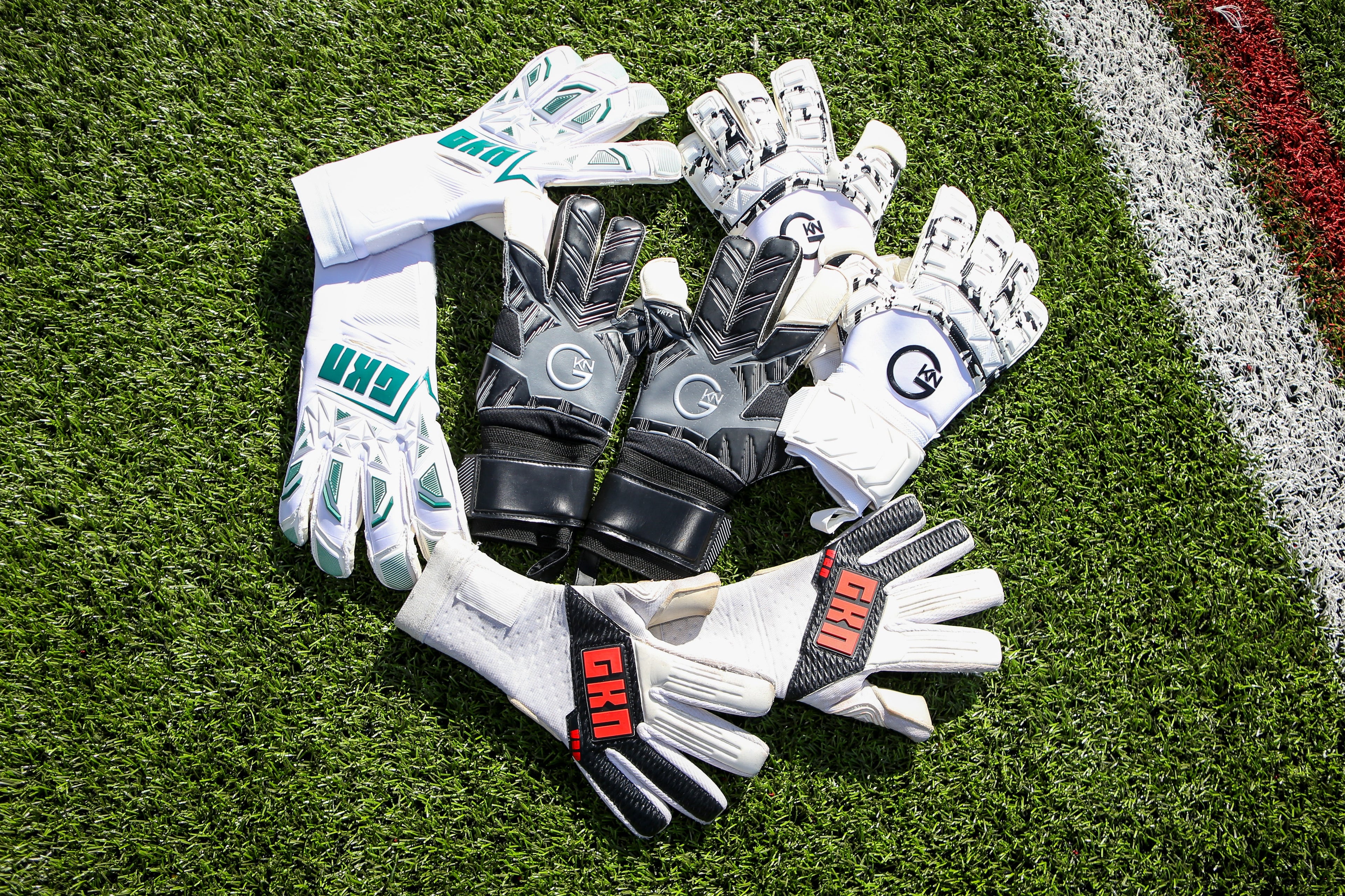 In Stock Gloves